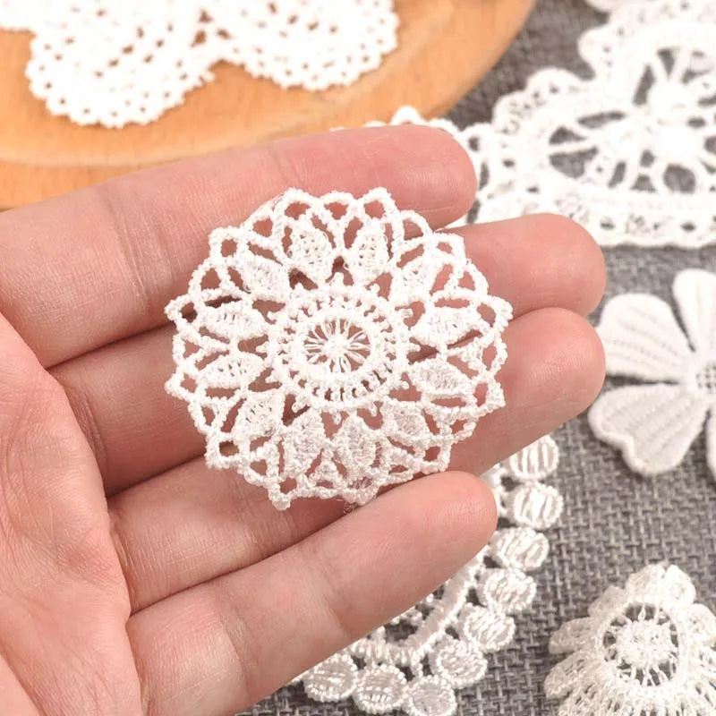 Mix Style White Flower Lace Embroidery Patches Sewing for Decorating Clothing, Bags