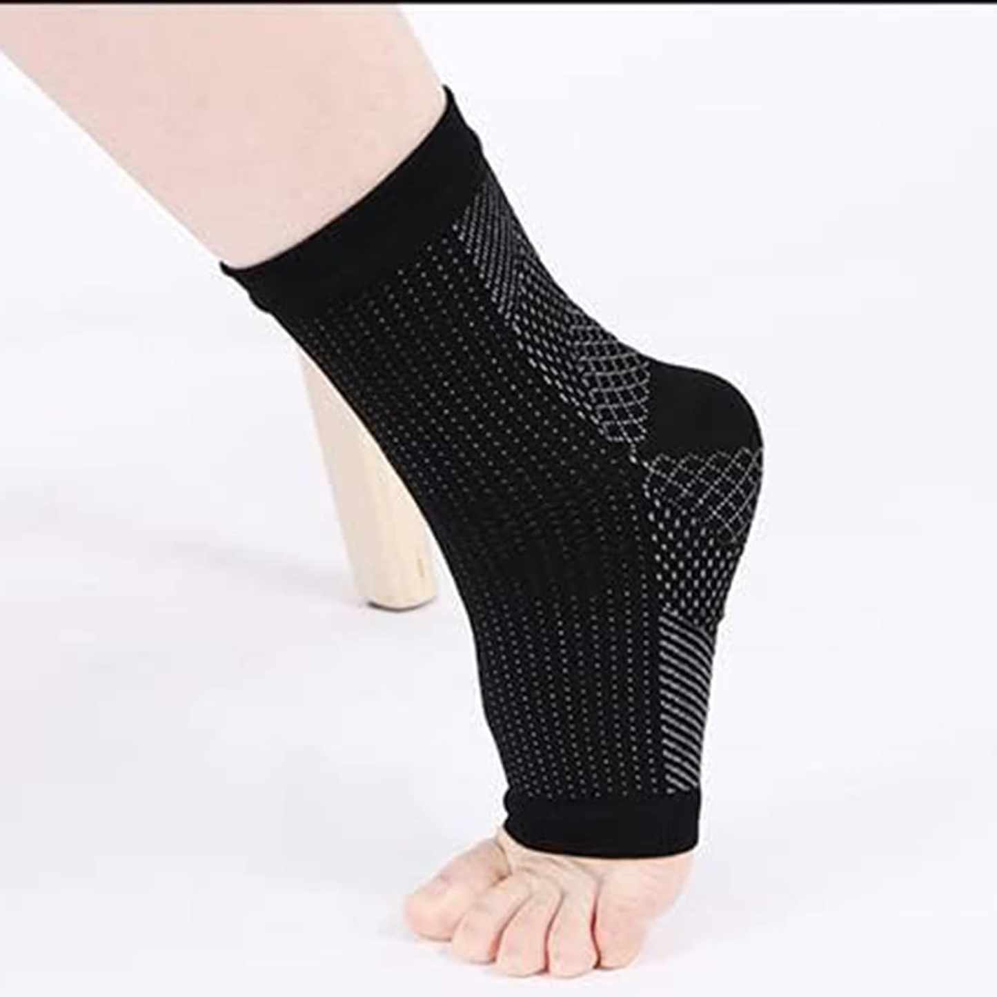 Ankle Foot Compression Fasciitis Socks Pain Relief Neuropathy Socks for Arch and Heel and Feet Relief