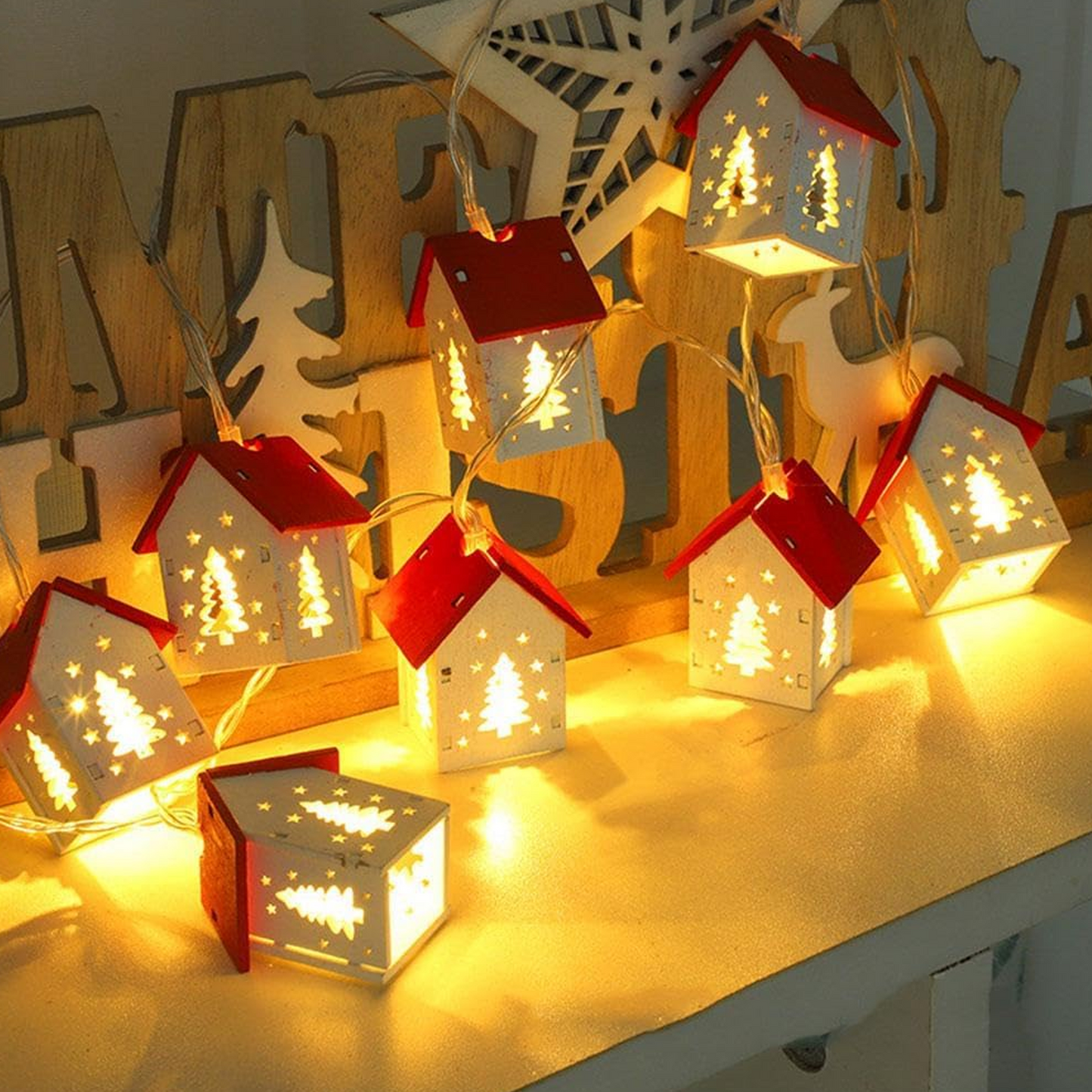 Christmas Wooden House String Lights Battery Operated Xmas Tree Hanging Ornament Lights for Xmas Outdoor Party