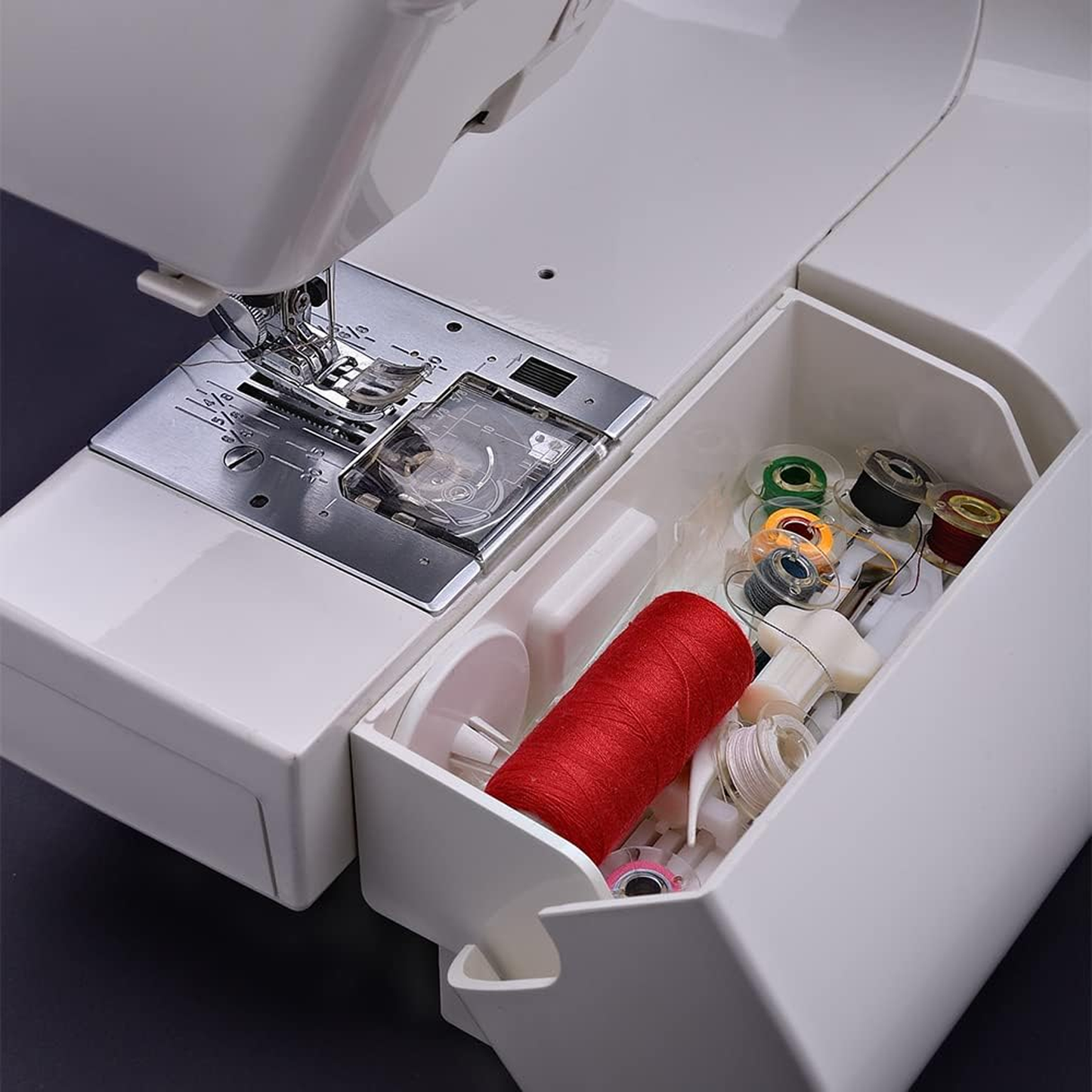 25Pcs Plastic Sewing Machine Bobbins with Case for Janome Brother Singer