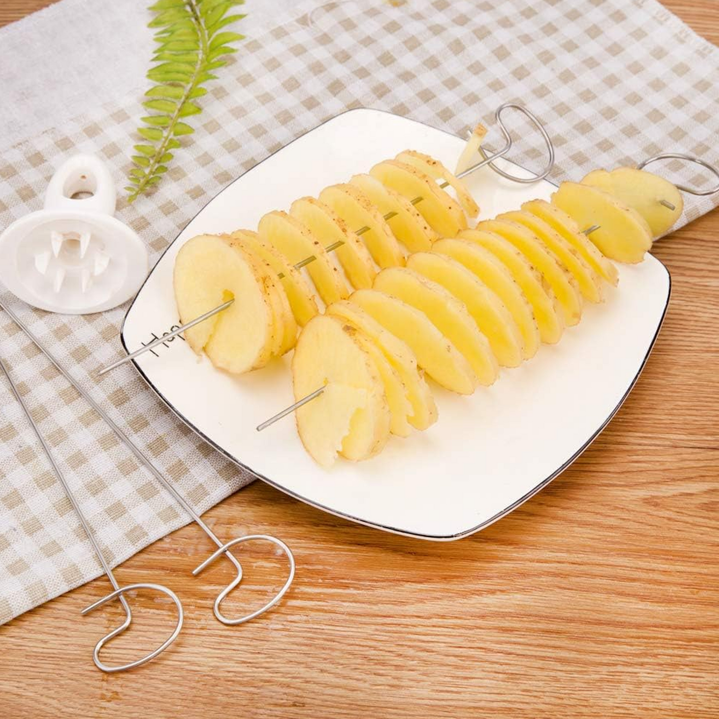 Stainless Steel Tornado Potato Spiral Slicer, Spiral Screw Chips Fruits Vegetable Tools Kitchen Cooking Maker